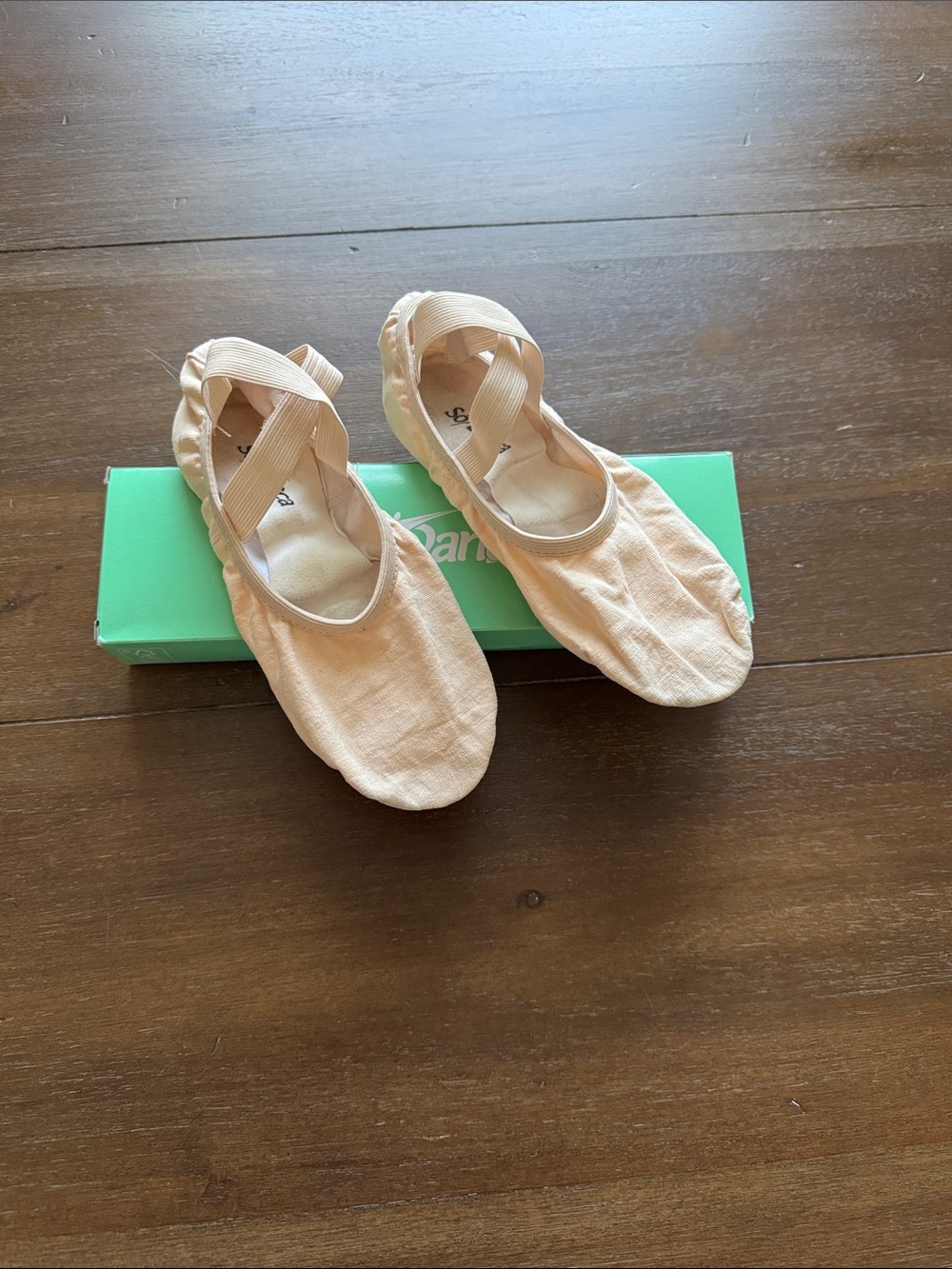 Size 5.5 UK So Danca ballet shoes in light pink